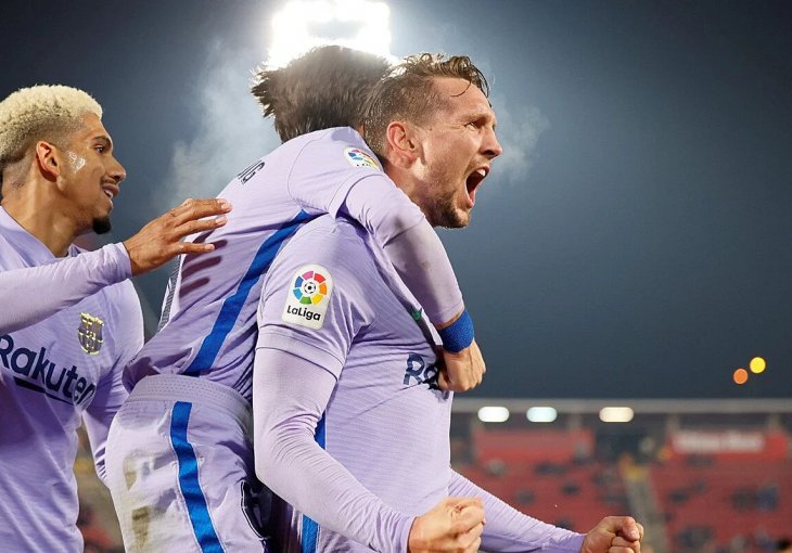 Desetkovana Barcelona gostujućim trijumfom stigla na samo bod zaostatka do mjesta koje vodi u Ligu prvaka