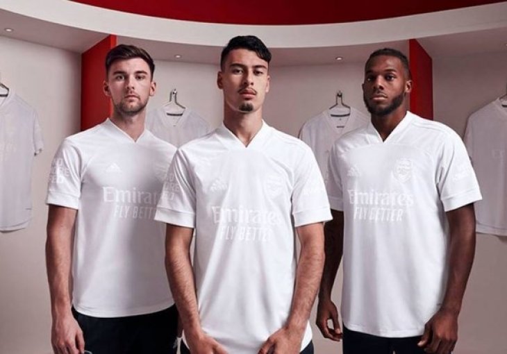 Arsenal će iduću utakmicu odigrati u potpuno bijelom dresu. Evo o čemu je riječ