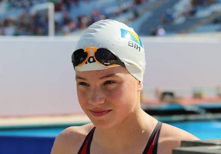 Iman Avdić, 14-godišnja djevojčica među plivačkom elitom: 