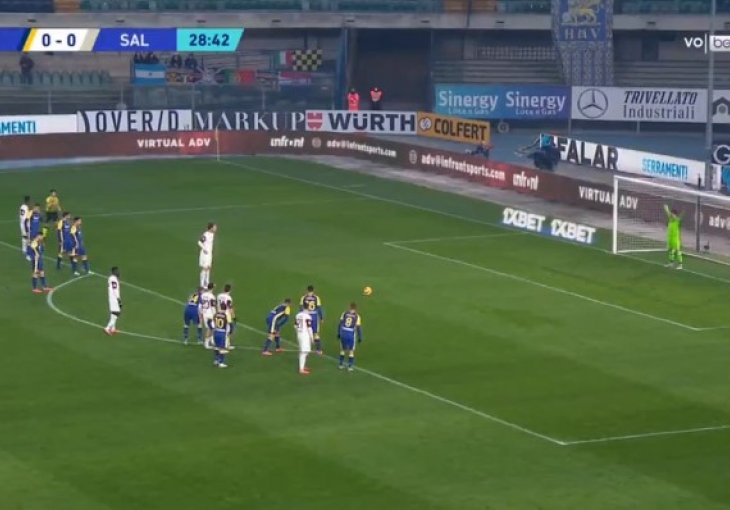 (VIDEO) BOMBA KOJA SE NE BRANI: Milan Đurić silovitim udarcem iz penala donio vodstvo Salernitani