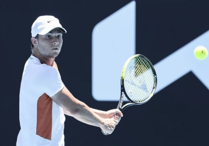 Srbijanski teniser koji je najavio osvetu za Đokovića niže senzacije na Australian Openu