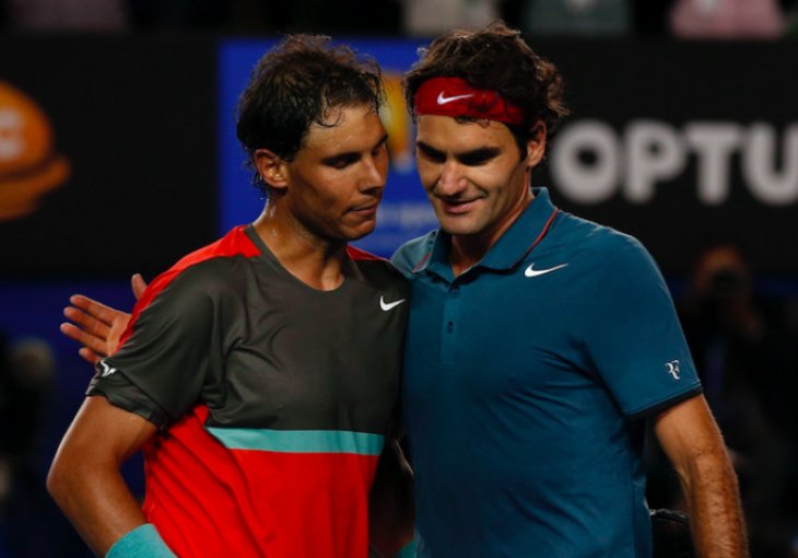 Federer se konačno oglasio: Evo šta je poručio nakon epskog finala i pobjede velikog rivala, a o Novaku...