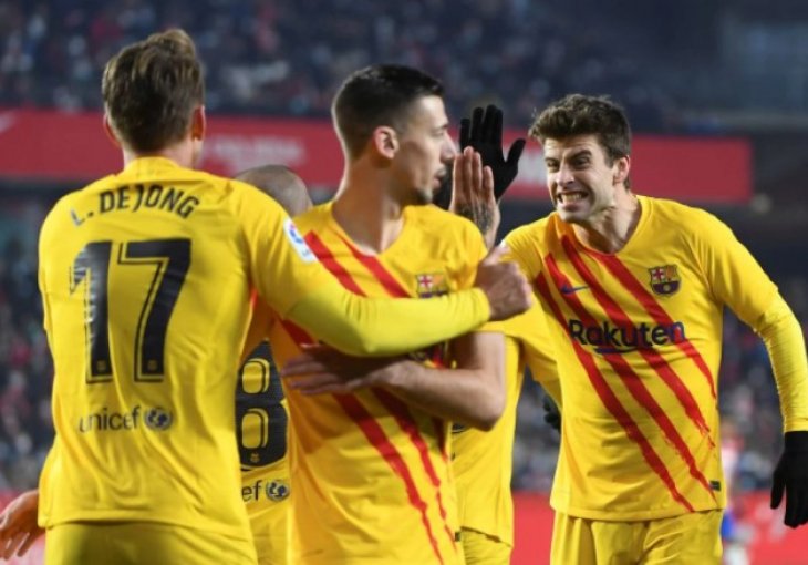 Barcelona igra derbi u posebnim dresovima