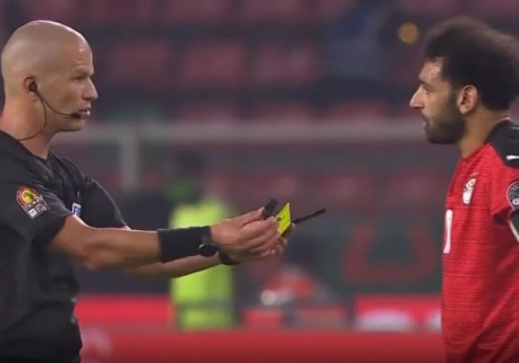 Bizarna scena na finalu Afričkog kupa nacija: Sudija dao Salahu 