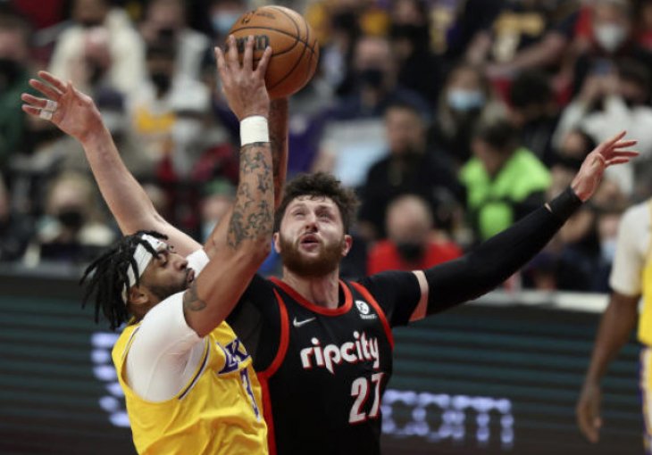 Nurkić nezaustavljiv za Davisa, Portland prekinuo crni niz protiv neuvjerljivih Lakersa