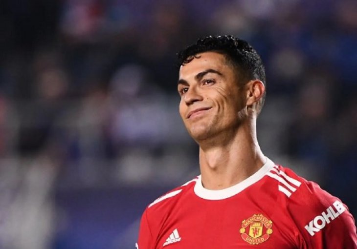 EKSKLUZIVA LONDONSKOG PORTALA: Cristiano Ronaldo na stolu ima ponudu koju će teško odbiti!