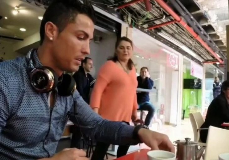 Od svih igrača u Unitedu Cristiano Ronaldo kafu pije samo s jednim
