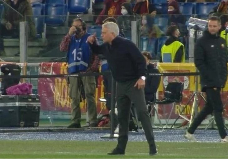Mourinha očekuje suspenzija, evo šta je poručio sudiji