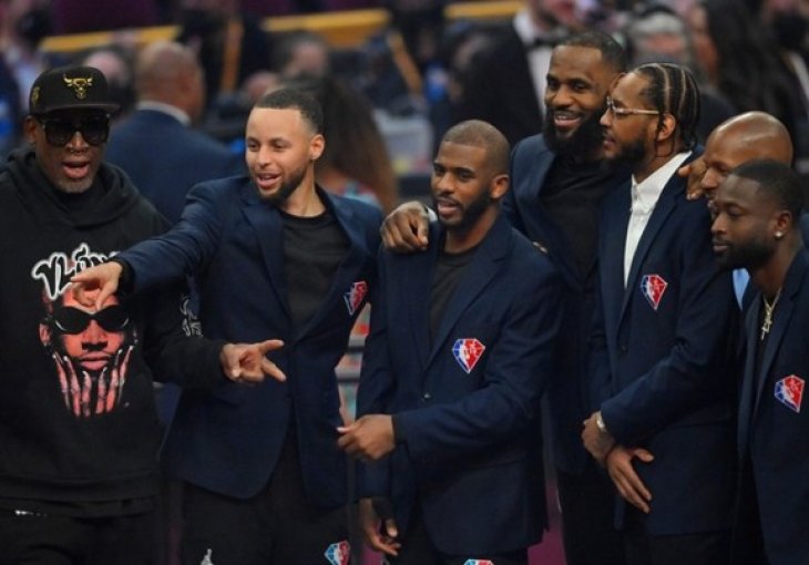 Rodman je HIT, pogledajte u čemu je došao na All-Star ceremoniju