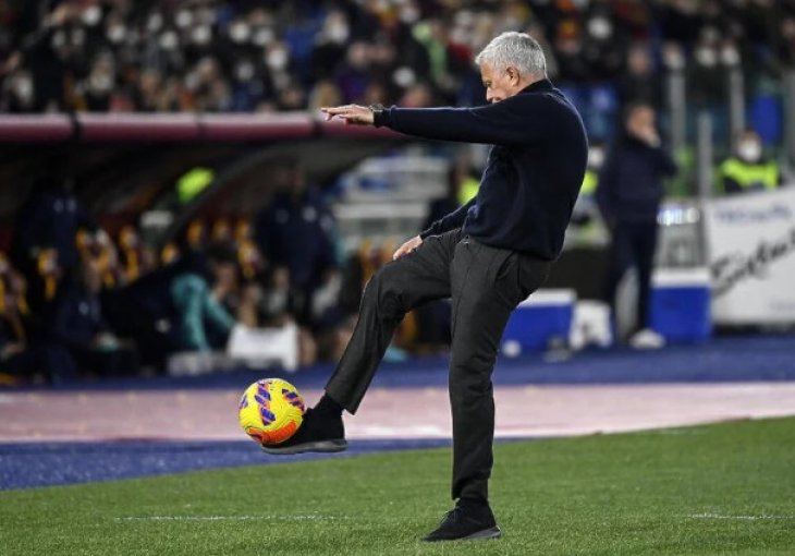 Mourinho suspendovan na dvije utakmice, a dobio je i žestoku novčanu kaznu