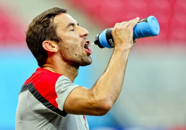 Darijo Srna se utučen javio iz Ukrajine!