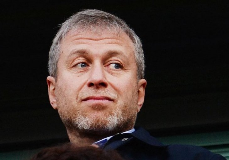 Abramovič napustio Chelsea, a klub odmah javno osudio dešavanja u Ukrajini