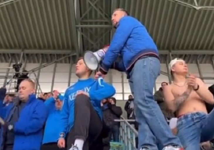 Snimke obilaze svijet: Ruski navijači u Moskvi skandirali ukrajinskom treneru (VIDEO)