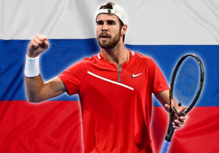 I KHACHANOV SKLONIO RUSKU ZASTAVU: Slijedio primer Medvedeva i navukao GNJEV i OSUDU naroda!
