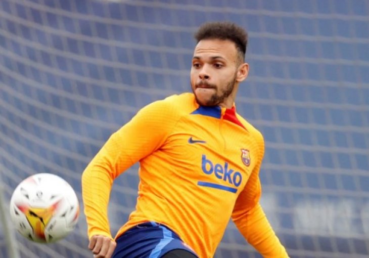 Braithwaite ponovo promijenio frizuru, a navijači Barcelone nisu imali milosti prema njemu