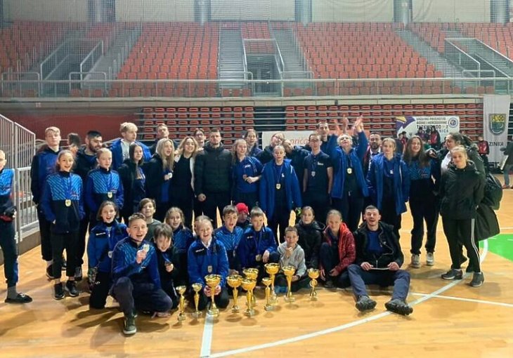 Taekwondoisti Novog Grada najbolji na državnom prvenstvu, dominacija Husića i sestara Makaš
