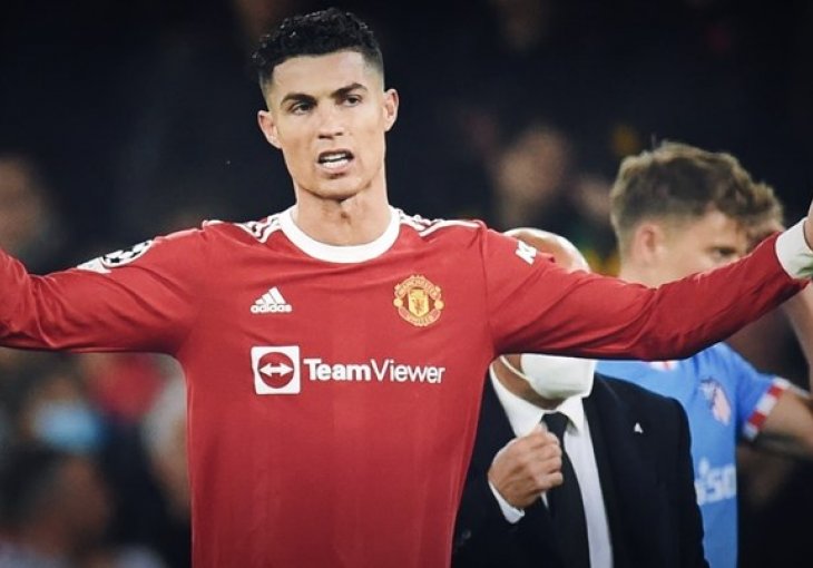PRESTANI PLAKATI! Messijev prijatelj faulirao Ronalda i oduševio navijače hit reakcijom (VIDEO)