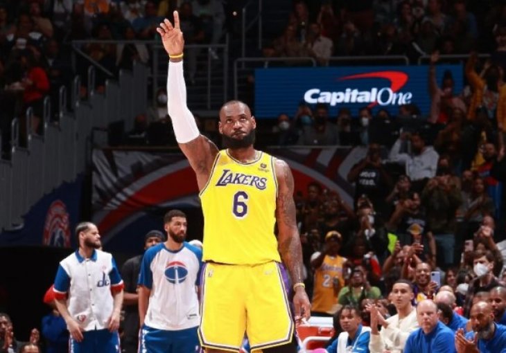 LeBron postao drugi strijelac u historiji, Dončićevih 37 poena nedovoljno Dallasu protiv Hornetsa