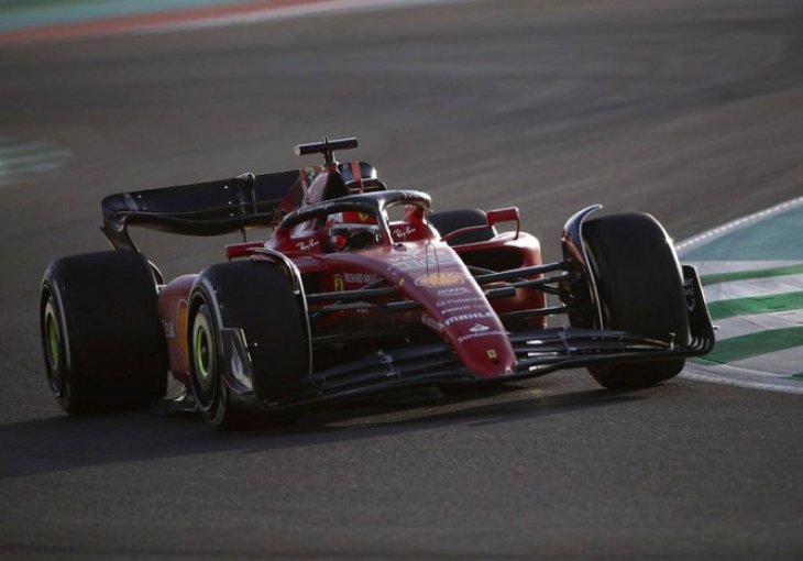 Dominantni Ferrari nadmašio Red Bull u kvalifikacijama, Hamilton se ponovo mučio