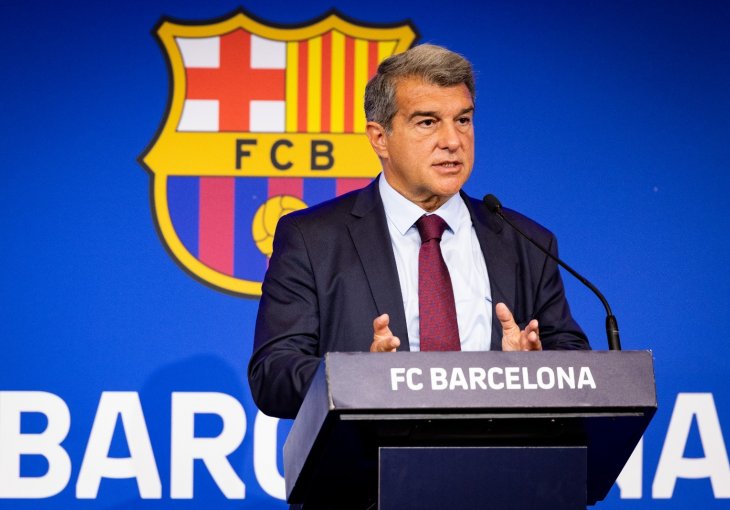 KUHA SE, OPASNO SE KUHA! Danas su objavili da je Barca odlučila preoteti Mbappea Realu, a sad se oglasio Laporta
