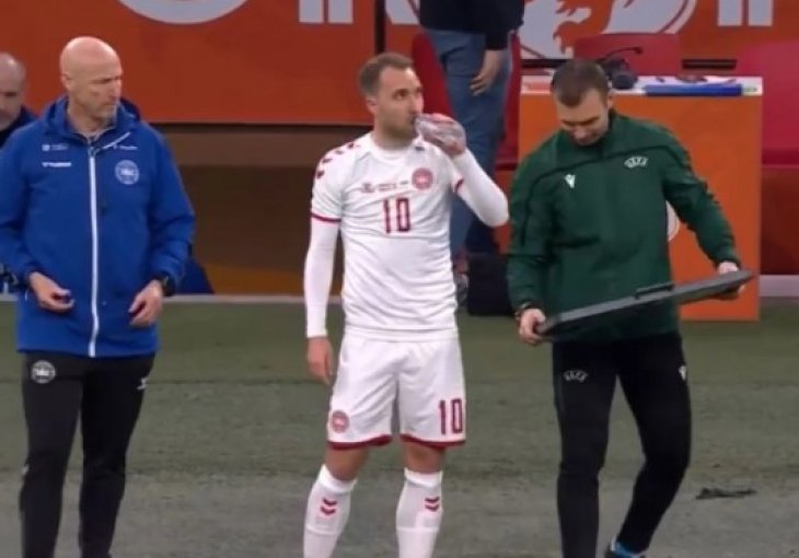 Prvi put zaigrao za Dansku nakon srčanog udara, ušao u igru, dobio ovacije i odmah zabio gol