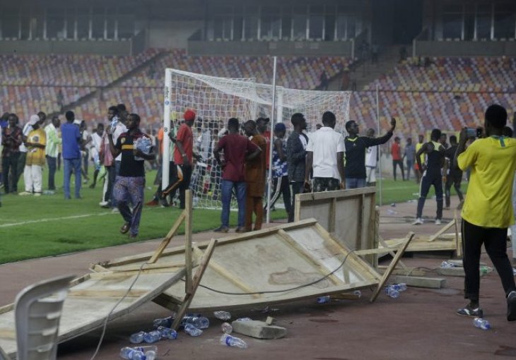 Post festum huliganskih nereda u Nigeriji: Preminuo ljekar FIFA-e