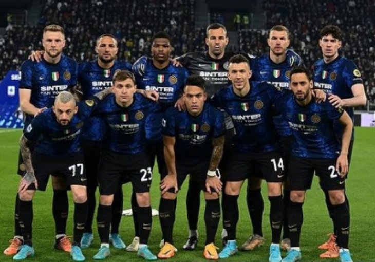 Džeko: Sjajna ekipa, sada trebamo nastaviti ovako