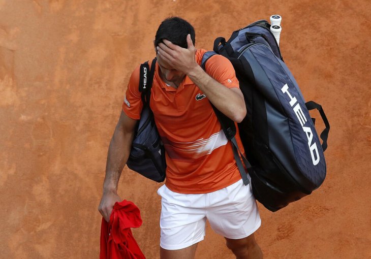 DIRLJIVE SCENE U MONTE KARLU NAKON ĐOKOVIĆEVOG PORAZA: Novak je ŠOKANTNO IZGUBIO, a o detalju iz lože poslije meča svi pričaju