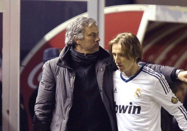 Modrića su navijači Reala otpisali prije 10 godina, Mourinho ga branio: Zaljubit ćete se u njega