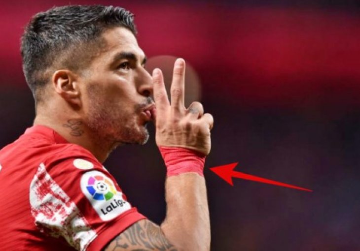 Riješena velika misterija: Otkriveno zbog čega Suarez na svakoj utakmici nosi iritantan zavoj oko zgloba ruke