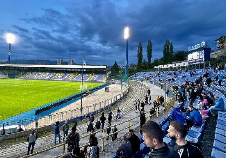 Tuga i ponos na stadionu Grbavica tokom simboličnog oproštaja od Ivice Osima