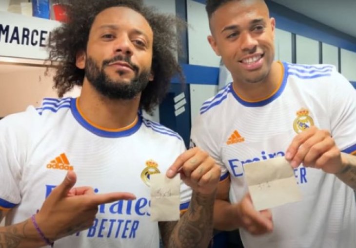Da je Real drugačiji od ostalih potvrđuje i papirić kojeg je pokazao Marcelo