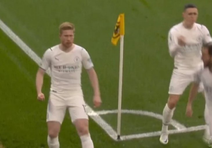 Nezapamćen šou Kevina de Bruynea: Ono što radi večeras nije normalno