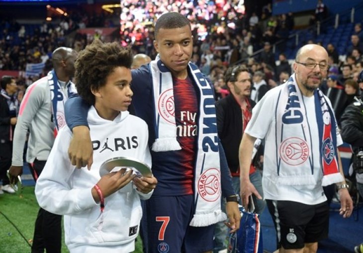Mbappe večeras na Parku prinčeva obavljuje odluku?