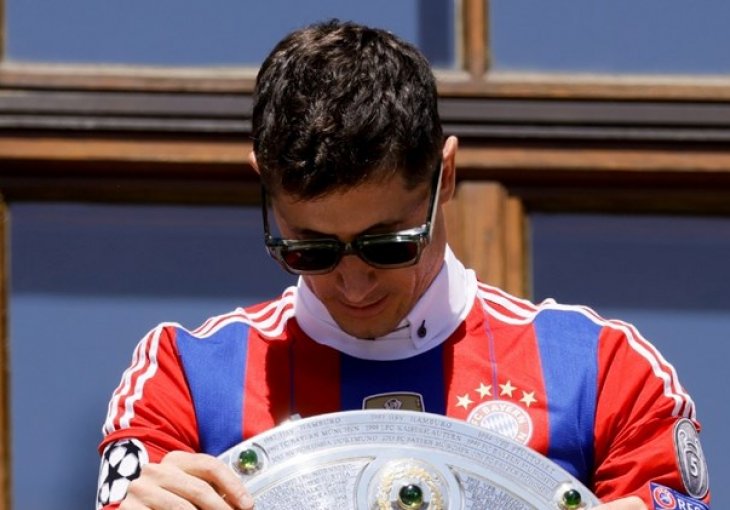 Braco kaže da je Zahavi Lewandowskom pomutio mozak, a on poručio: Bayern je historija