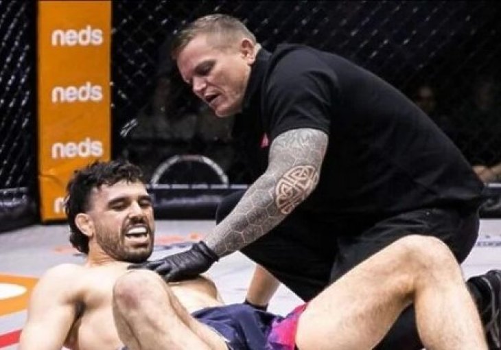 Uznemirujuće / Australski MMA borac doživio jeziv prijelom noge nakon udarca koji je zadao protivniku