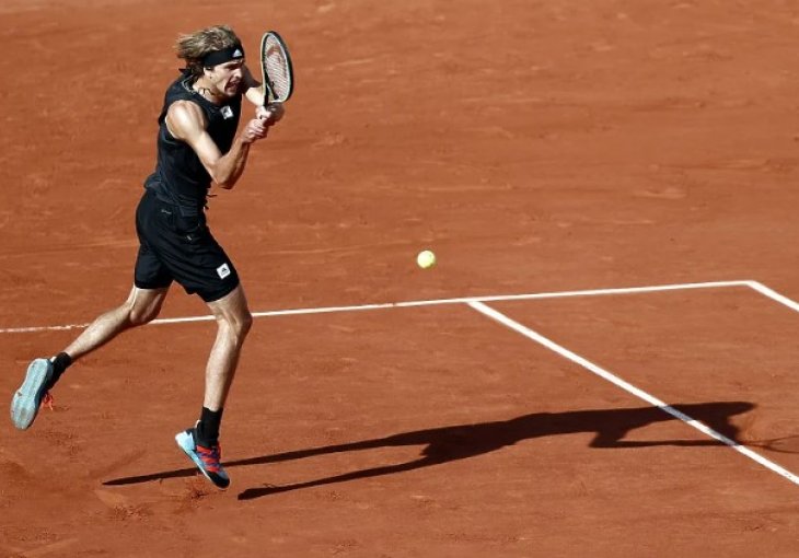 Zverev pobijedio Alcaraza u četvrtfinalu Roland Garrosa i prekinuo mu veliki niz