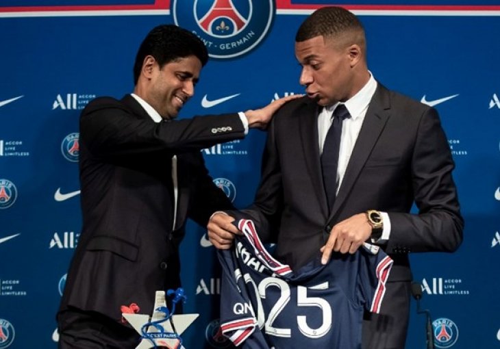 OVAKVE OVLASTI NIJE IMAO NI MESSI, OTKRIVENO ŠTA JE MBAPPE DOBIO ZA OSTANAK Sam sastavio listu za odstrijel, trener i nekoliko zvijezda će morati otići