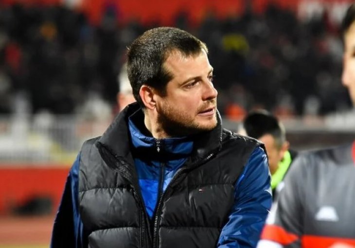 Kontrovezni srbijanski stručnjak Nenad Lalatović je zvanično novi trener Borca