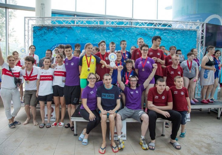 Paraplivači SPID-a osvojili trofej 