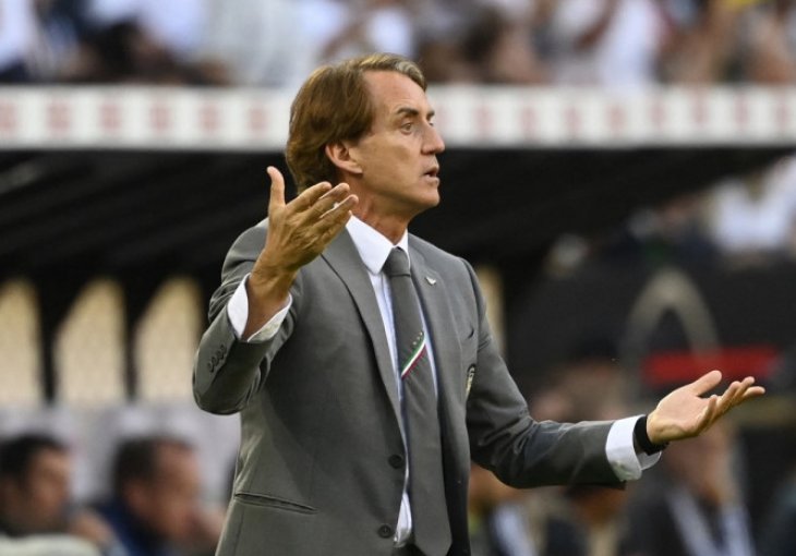 AZURI NEOČEKIVANO OSTALI BEZ SELEKTORA: Mancini podnio ostavku! Mijenja ga legenda?