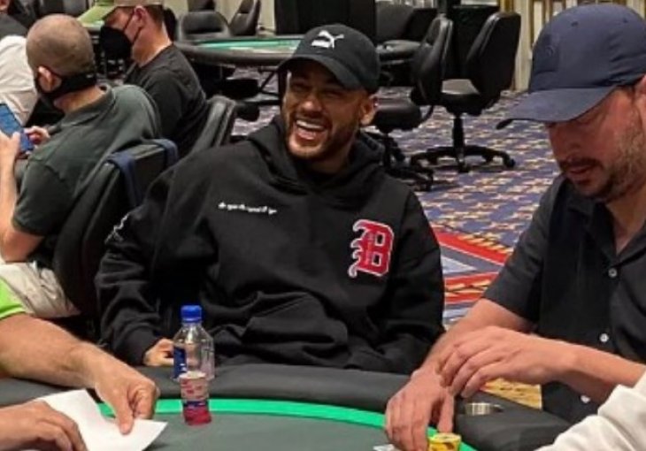Neymar sjeo za sto za poker u Las Vegasu: Bolje mu je da se vrati na teren…