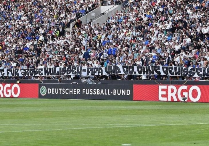 Njemački navijači žestoko prozvali FIFA-u, izašli sa stadiona i na kraju uspješno izbjegli kaznu