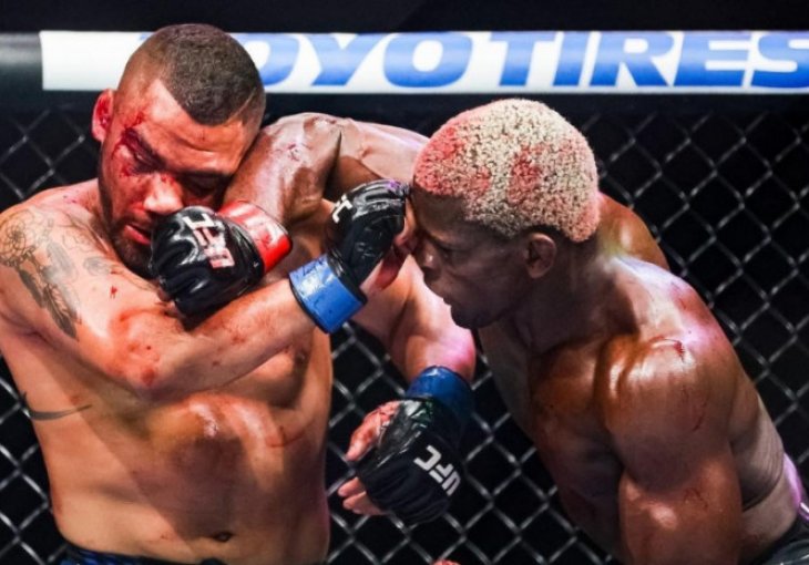 Poznati UFC borac požalio se nakon nokauta: Tri miliona puta udario me laktom
