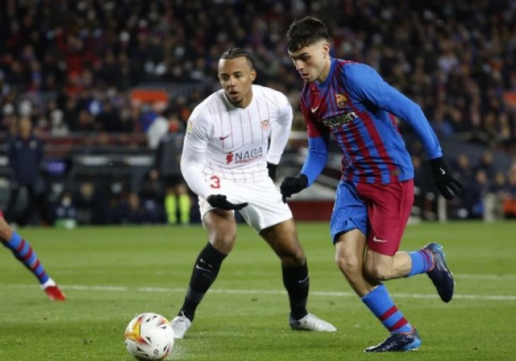 Neobična ponuda Barcelone za defanzivca toliko se dopala klubu da su ga spremni odmah pustiti