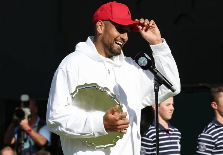Kyrgios dao bogatstvo plaćajući kazne, sada je 