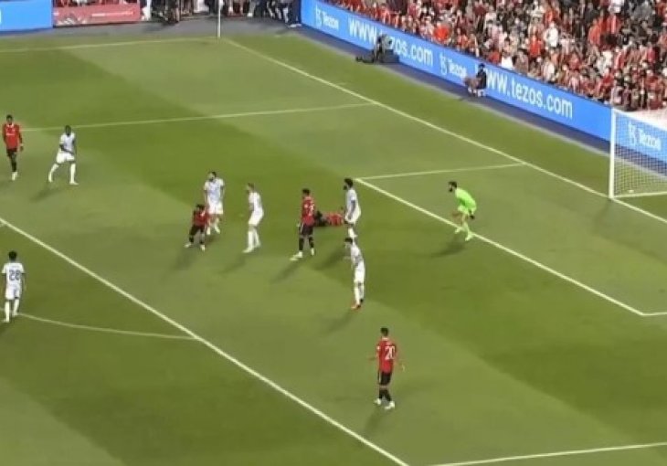 Za nepovjerovati: Manchester United priredio debakl Liverpoolu za poluvrijeme, a ovaj gol Freda je ČISTA MAGIJA
