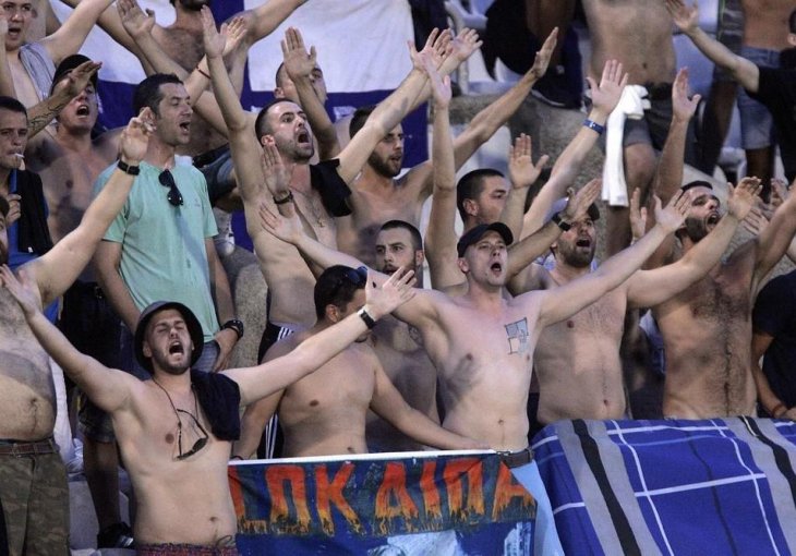 DRAMA U NAJAVI! VARVARI IDU NA KOSOVO PJEVAJUĆI SRPSKU MARSELJEZU: 11.000 Albanaca čeka Crnogorce spremaju im OSVETU za Podgoricu