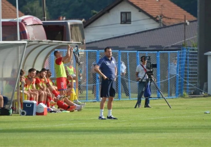 Srbijanski mediji žestoko ‘opleli‘ po Lalatoviću nakon bruke Borca na Farskim otocima: ‘Debakl i blamaža‘