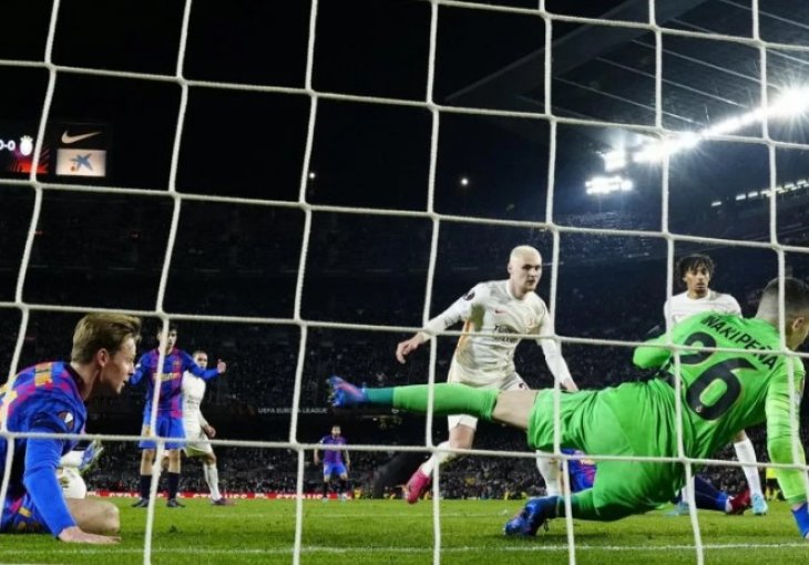 Sve dileme su riješene: Poznato da li će zvijezda Barcelone potpisati za Manchester United
